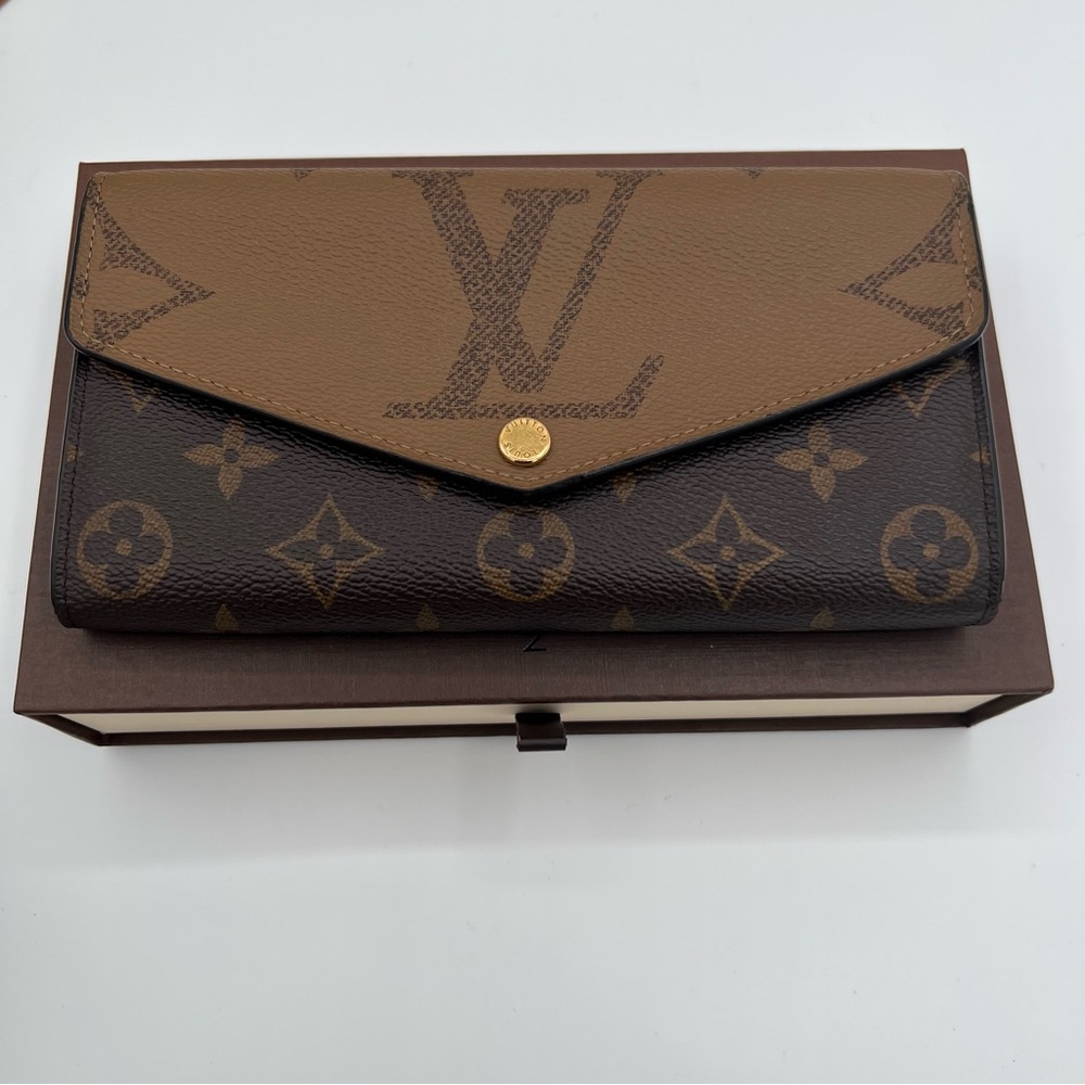 Louis Vuitton Monogram Reverse Long  Portefeuille Sarah wallet in box ❤️ - Picture 10 of 11
